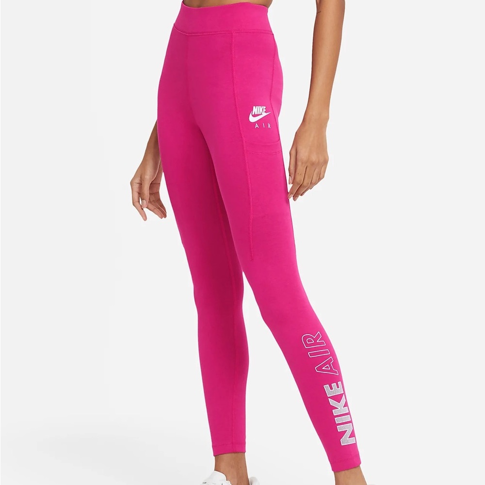 Neon Pink Nike Air Leggings with pockets, like new, size M women’s